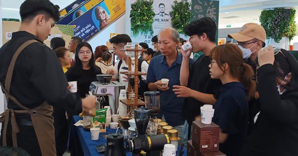 Không ngừng nâng tầm cà phê Việt 1 khong ngung nang tam ca phe viet 654ee06ce5499