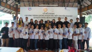 nhieu dau bep nhan chung nhan chuyen nghiep 654b9ab63ff59