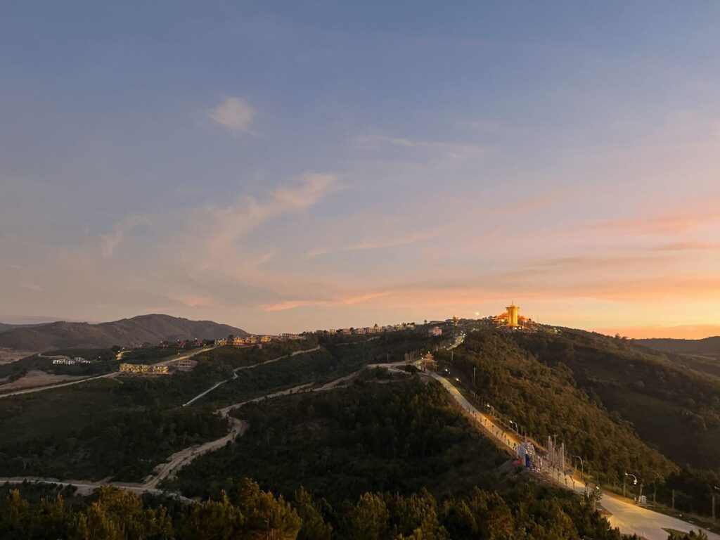 Samten Hills- Kỳ tích từ vùng đất khô khó 1 samten hills ky tich tu vung dat kho kho 654b9a969f5f2