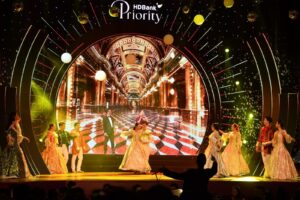 tu hdbank priority den su tro lai cua huyen thoai saxophone kenny g o viet nam 6553836062acf