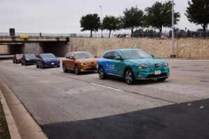 vinfast nhan duoc 70 don dang ky hop tac tu cac dai ly phan phoi tren toan nuoc my 654f8edc3ab32