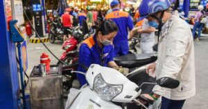 xang dau dong loat giam gia 6551ddc2a3554