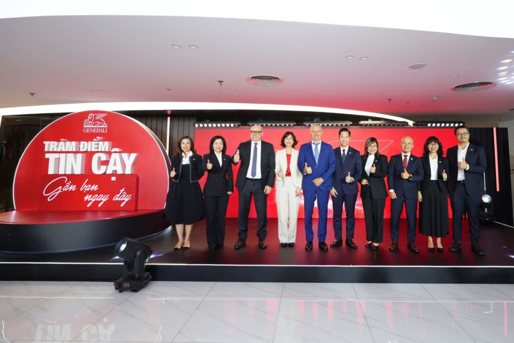 generali viet nam don mung cot moc 100 van phong toan quoc 671067dd72532