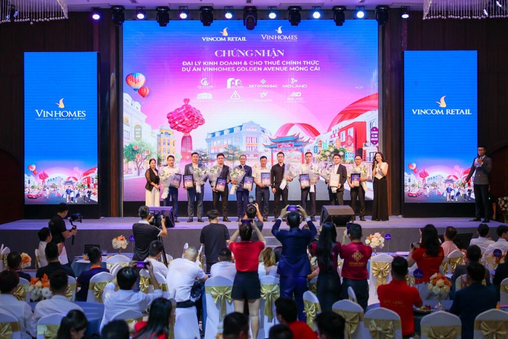 Khai mở cơ hội đầu tư 'vàng mười' tại Trung tâm Giao thương Quốc tế mới của Móng Cái 1 khai mo co hoi dau tu vang muoi tai trung tam giao thuong quoc te moi cua mong cai 66fca162718f9