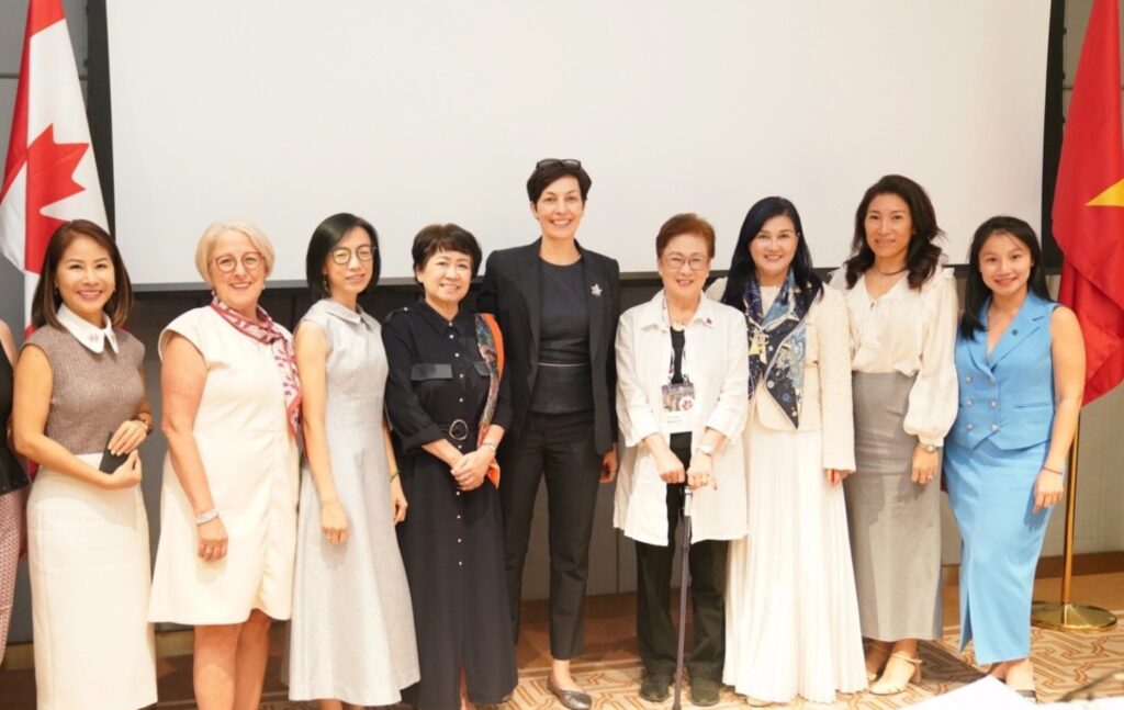 Các nữ lãnh đạo Việt Nam – Canada thảo luận về thúc đẩy bình đẳng giới 1 cac nu lanh dao viet nam canada thao luan ve thuc day binh dang gioi 674280fe2ef0b
