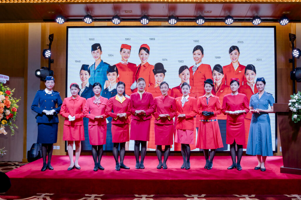 cathay pacific ky niem 75 nam chuyen bay dau tien den viet nam 6737f5017fa53