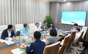 chu tich ubnd tinh binh dinh tham va lam viec voi bamboo airways 672c0da39ab27