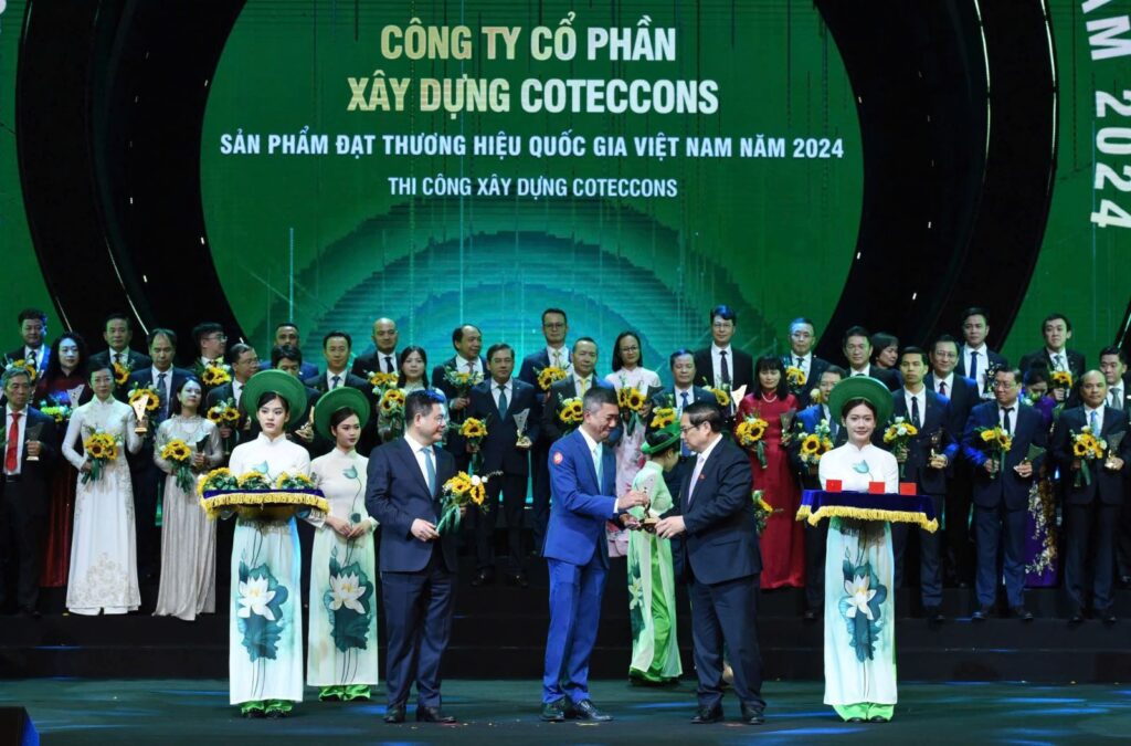 coteccons duoc cong nhan la thuong hieu quoc gia viet nam nam 2024 672c0d99656b7