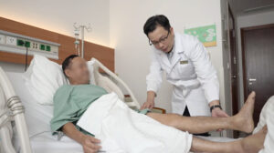 hanh phuc cua nguoi dan ong mac can benh ky la khi thuc hien duoc loi hua voi vo 6741301ddb84f