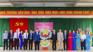 nhung nguoi hoc tro luon nang long biet on thay co 673fde1785b1c