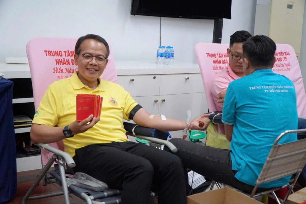 Cộng đồng người Thái Lan tại TP Hồ Chí Minh tham gia hiến máu nhân đạo 1 cong dong nguoi thai lan tai tp ho chi minh tham gia hien mau nhan dao 674d0d07ad886