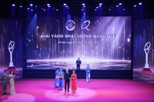 doanh nghiep sua co gai ha lan vinh du nhan giai vang chat luong quoc gia 676619ac35d59