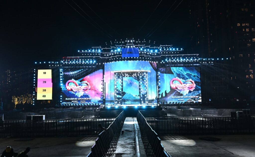 Hé lộ sân khấu choáng ngợp của siêu nhạc hội 8WONDER Winter trước giờ G 1 he lo san khau choang ngop cua sieu nhac hoi 8wonder winter truoc gio g 6754f5f770328