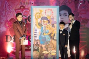 hoa si nhi duc long ban tranh xay truong cho cac ban vung cao 676a0e9cc76f8