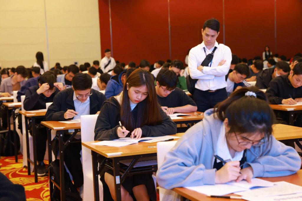 samsung viet nam tuyen dung nhan vien chinh thuc va thuc tap sinh quy mo lon dot ii nam 2024 674e5f2d418e2