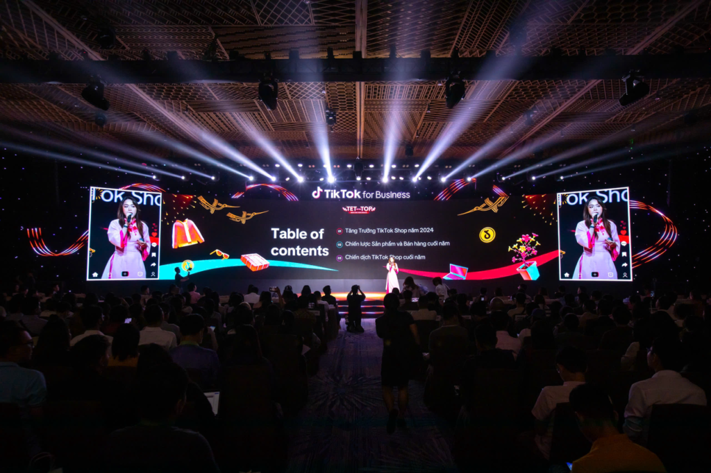 tet to the top 2025 khai pha tiem nang kinh doanh cho mot mua tet bung no 675a3c4f5cb5e