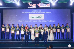 herbalife viet nam duoc vinh danh top 500 doanh nghiep lon nhat viet nam 2024 67831a577e5e4
