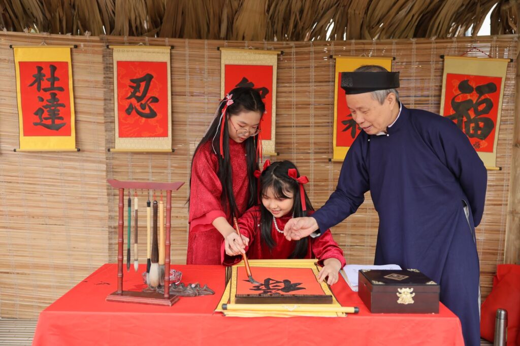 trai nghiem tet da giac quan tai home hanoi xuan 2025 67943ded205be