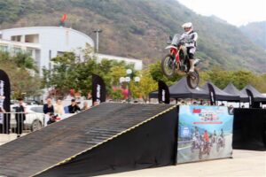 da cung duong dong dam me 67ba79a8c88c8