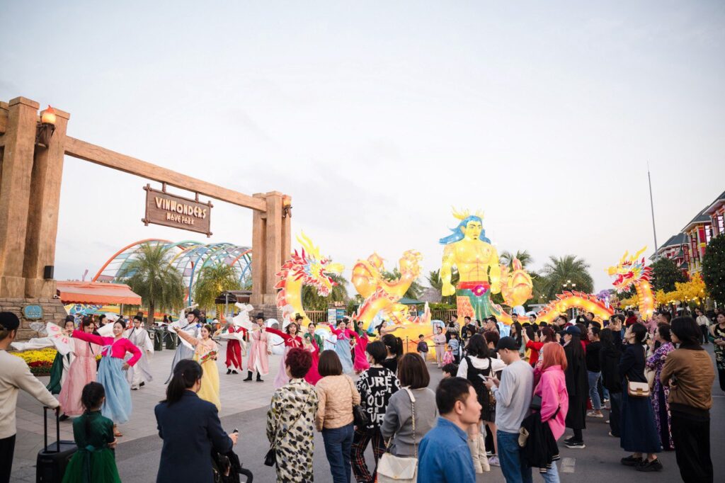 Tâm điểm du Xuân, nguyện cầu may mắn hot nhất miền Bắc 1 tam diem du xuan nguyen cau may man hot nhat mien bac 67a16e102ca36