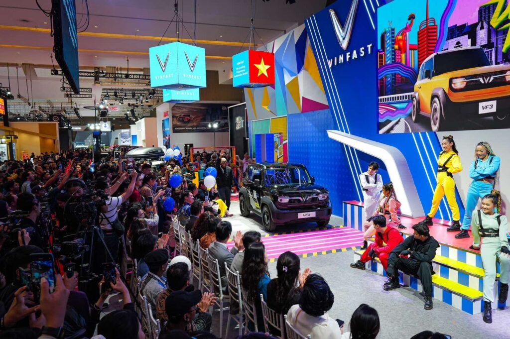 VinFast công bố mở bán VF 3 và miễn phí sạc xe điện tại Indonesia 1 vinfast cong bo mo ban vf 3 va mien phi sac xe dien tai indonesia 67ae9bf7601d5