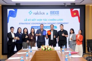 khach du lich co the dat ve tau truc tuyen tu viet nam di the gioi 67c7a8696a418