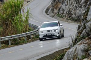 sau cong bo doi ten cong ty cho thue xe so 1 viet nam tung bang gia moi 67ca4b734c4bb