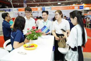 trien lam vilog 2025 chuyen doi so phat trien xanh nganh logistics 67ec930149ece