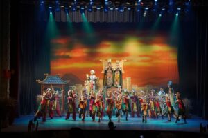 tu truyen thuyet viet den san khau quoc te hanh trinh sang tao cua hoc sinh victoria 6806f02fd2533