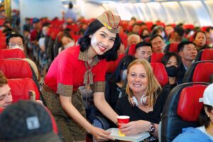 vietjet uu dai ngay doi 5 5 giam 55 gia ve tang evoucher 100 000 dong 68117cb6b8c88