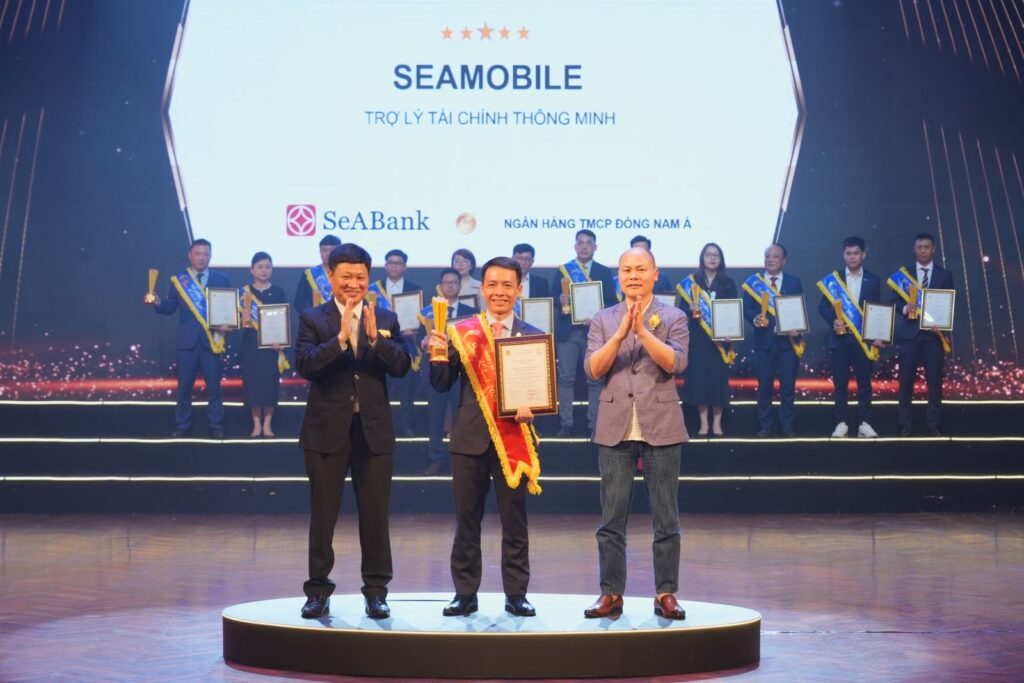 Ngân hàng số SeAMobile được xếp hạng 5 sao tại Giải thưởng Sao Khuê 2025 1 ngan hang so seamobile duoc xep hang 5 sao tai giai thuong sao khue 2025 681965433d8de