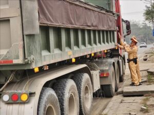 quy dinh moi ve xep cho hang hoa van chuyen duong bo tu 15 2 6823f0d263e5f