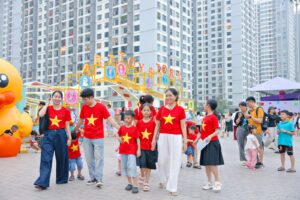 vincom to chuc chuoi su kien viet malliday he holiday trai nghiem he ruc ro gan ket tinh than viet 6812cddcf14f7