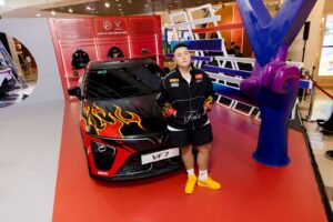 chu xe chon vf 7 thay xe dang di vi hon han ve trang bi va van hanh 684ccfc8a4152