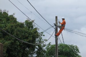 kon tum dau tu hon 173 ty dong sua chua lon duong dien truoc mua mua bao 683badacdf98f