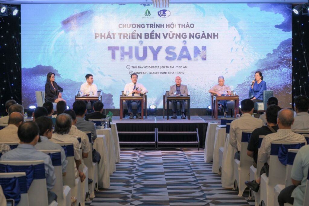 thuy san viet va cuoc hen chuyen doi xanh 6850c4ce57574