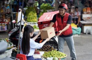 trai nghiem khach hang dong luc nang tam chat luong nganh chuyen phat 685367c7895d3