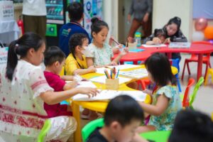 trao tang thiet bi y te cho benh vien trung uong hue 684638a04ef34