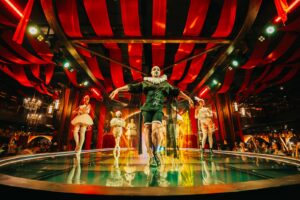 co gi trong show after glow hua hen la hop bi mat cua ba na hills he nay 68687f8d75a89