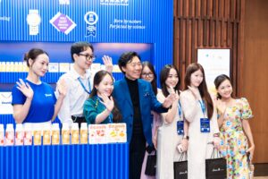 vinamilk dong hanh cung lhp chau a da nang ton vinh sang tao nganh dien anh 686b2247180e7