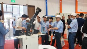 bosch rexroth tai automation world vietnam hien thuc hoa nha may thong minh 68afb03b8624d