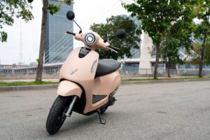 chon evo grand dan van phong len doi phong cach tai xe dich vu tiet kiem ca trieu dong moi thang 68ad0d36d0295