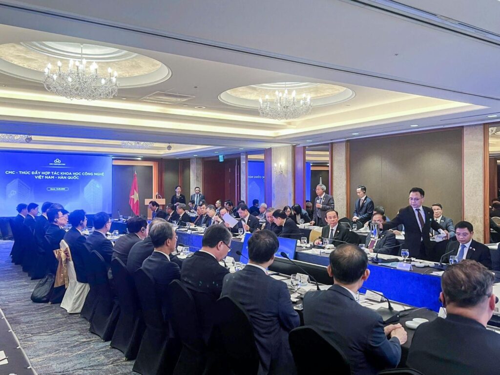 cmc de xuat 5 sang kien chien luoc tai toa dam hop tac khoa hoc cong nghe viet han 689d3b53bc273