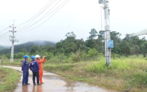 cong ty dien luc quang ngai dap ung nhu cau su dung dien ngay cang tang cua phia ban lao 68a7c75371084