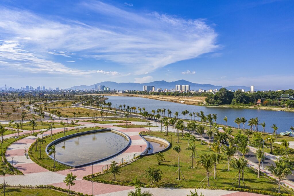 thanh pho bien mien trung co 2 san bay va 2 sieu quy hoach giup thi truong bds tang truong but pha 689400b7f0268