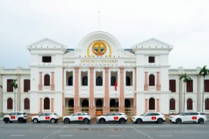 vinfast tang 100 000 bo decal quoc ky mung 80 nam quoc khanh 68a3d38161352