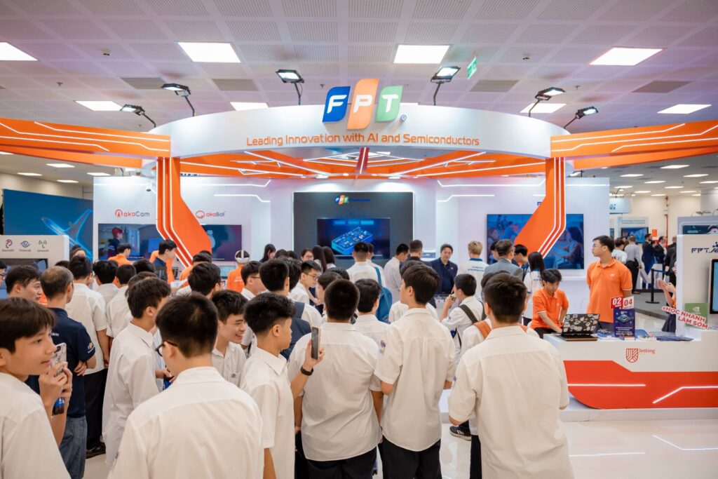 FPT ký kết hợp tác AI lên đến 30 triệu USD với tập đoàn hàng đầu Đông Nam Á 1 fpt ky ket hop tac ai len den 30 trieu usd voi tap doan hang dau dong nam a 68cb5fe517f26