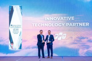 fpt la doi tac dau tien duoc vietnam airlines vinh danh mang cong nghe sang tao 68cb5fc555755