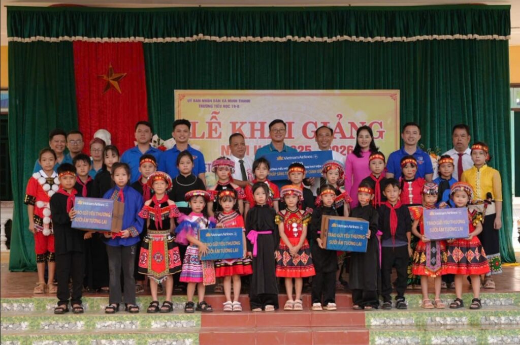 mot ngay khai giang dac biet voi hoc sinh truong tieu hoc 19 8 68bcdf701e404