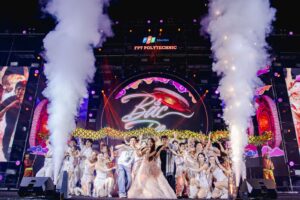 nhieu nghe si dinh dam khuay dao san khau sinh vien da nang 68c4c85def267